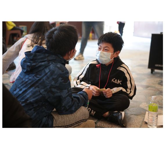 表達小學堂活動讓學員練習表達與分享故事  圖片來源：新竹家扶中心