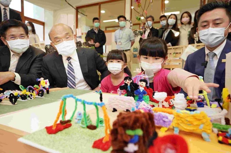 小朋友說故事，童趣橫生。  圖片來源：市府