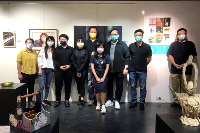正修文創所藝常創作九人聯展 圖片來源:記者 正修文創所藝常創作九人聯展 圖片來源:記者