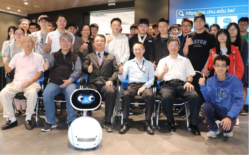 中華大學Oracle school資料庫證照課程已超過3000人次修習 圖片來源:中華大學 中華大學Oracle school資料庫證照課程已超過3000人次修習 圖片來源:中華大學