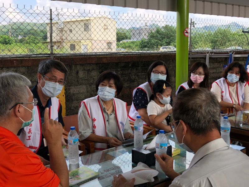 中油石化事業部關懷育幼院孩童 圖片來源:記者 中油石化事業部關懷育幼院孩童 圖片來源:記者