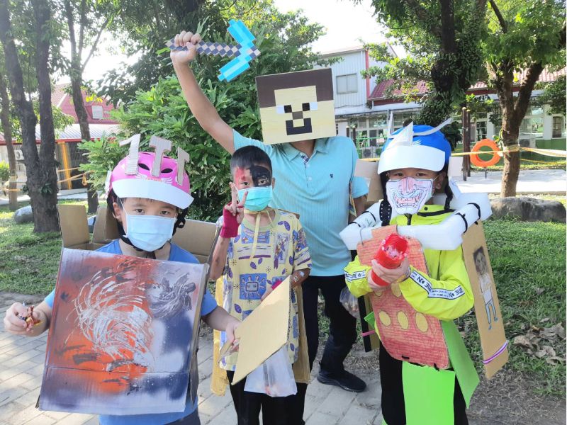 新威國小公益萬聖節