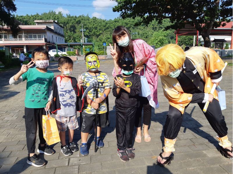 新威國小公益萬聖節