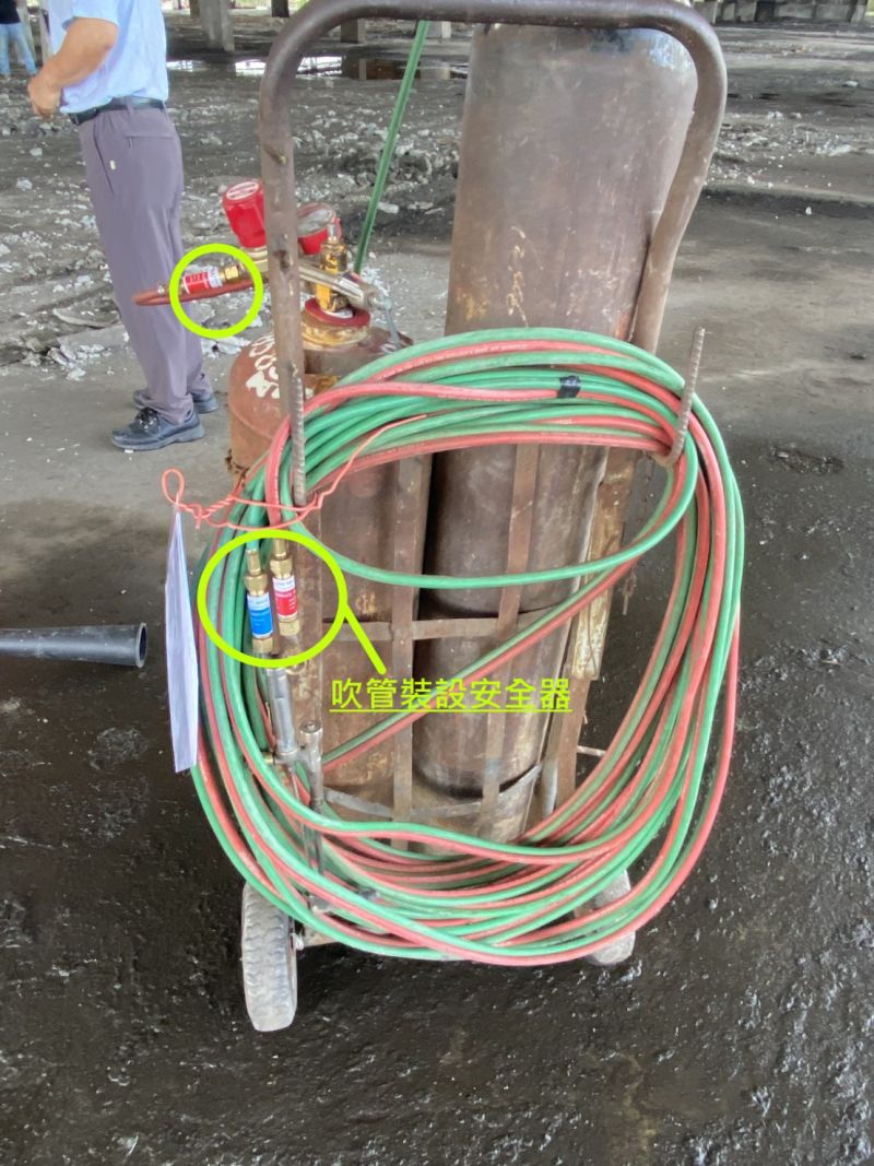 已裝安全器示例  圖片來源：記者