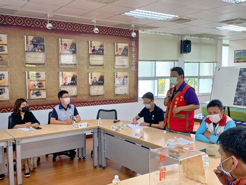 延平鄉長胡黄廣文主持役男抽籤