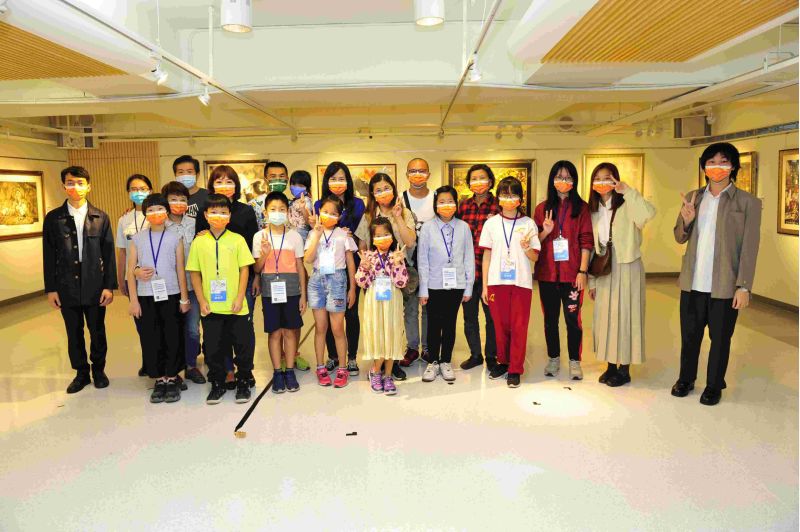 「以藝抗疫．青春百繪」  110學年度作品巡迴展  圖片來源：記者