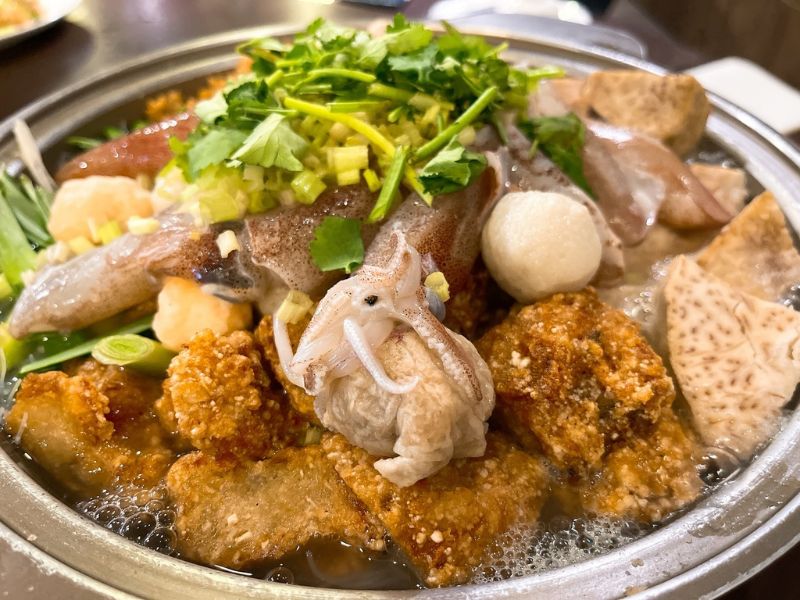 丸滿台灣味手路菜「狗母魚酥米粉鍋」