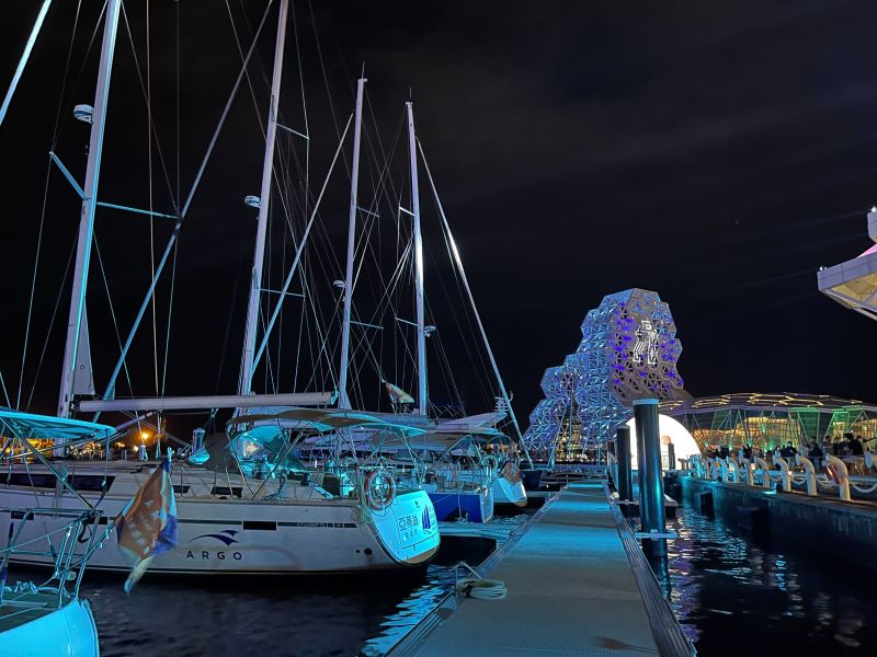 愛河灣遊艇碼頭夜景。  圖片來源：高市府海洋局