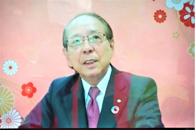 住友培科社長藤原一彥從日本連線參與致詞時表示台灣住友培科是台灣唯一大型生產封測材料的企業,看好半導體市場發展決定在高雄投資擴廠。 圖片來源:高市府經發局 住友培科社長藤原一彥從日本連線參與致詞時表示台灣住友培科是台灣唯一大型生產封測材料的企業,看好半導體市場發展決定在高雄投資擴廠。 圖片來源:高市府經發局