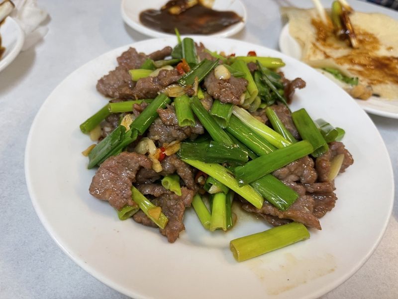 「種福園」蔥爆牛肉 圖片來源:李大人吃遊記 「種福園」蔥爆牛肉 圖片來源:李大人吃遊記