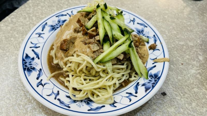 炸醬涼麵  圖片來源：李大人吃遊記
