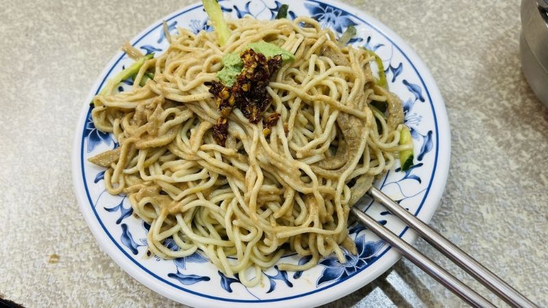 炸醬涼麵  圖片來源：李大人吃遊記