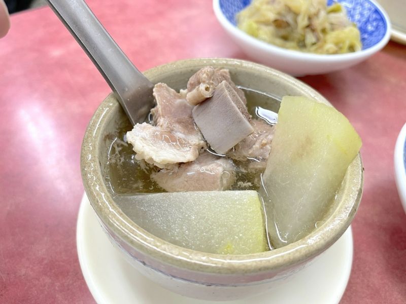 台北萬華美食 華西街沛對原汁排骨湯 圖片來源:李大人吃遊記 台北萬華美食 華西街沛對原汁排骨湯 圖片來源:李大人吃遊記