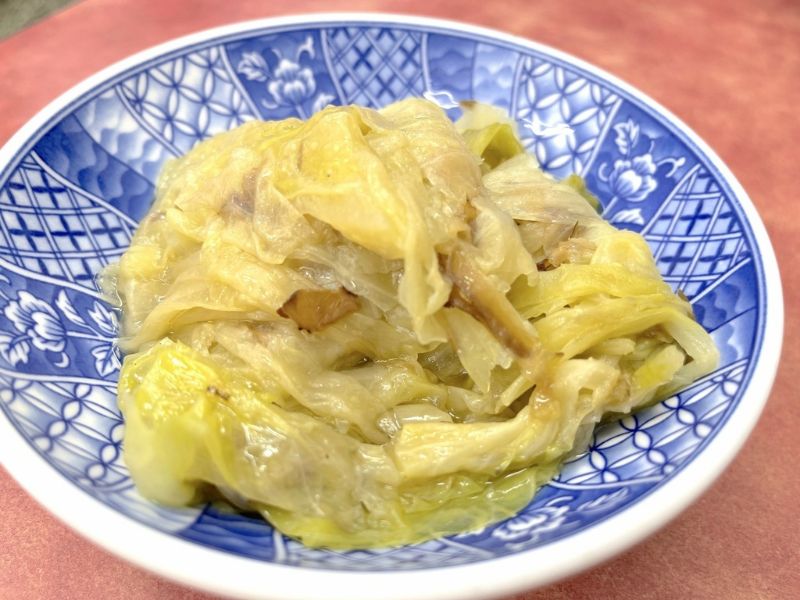 滷高麗菜 圖片來源:李大人吃遊記 滷高麗菜 圖片來源:李大人吃遊記