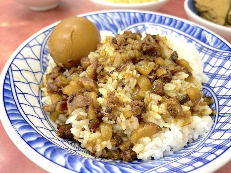 滷肉飯 圖片來源:李大人吃遊記 滷肉飯 圖片來源:李大人吃遊記