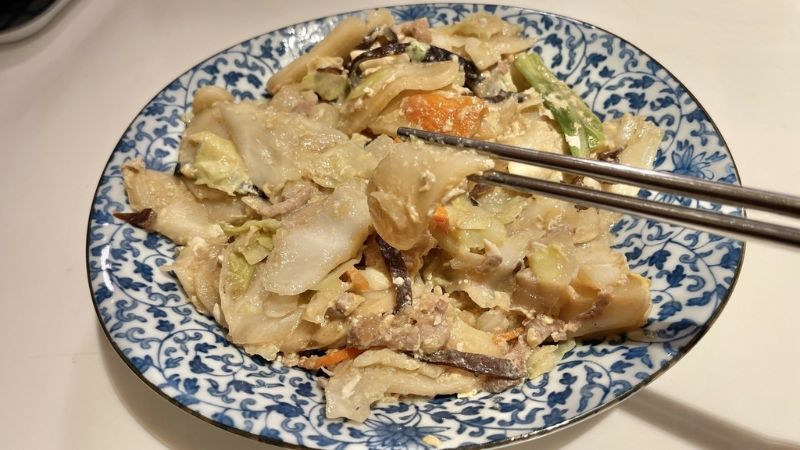 阿亮餃子館 寧波炒年糕 圖片來源:李大人吃遊記 阿亮餃子館 寧波炒年糕 圖片來源:李大人吃遊記
