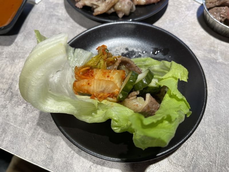 西門町肉次方 美食上桌 圖片來源:李大人吃遊記 西門町肉次方 美食上桌 圖片來源:李大人吃遊記