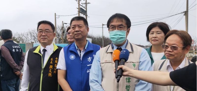 台南市長黃偉哲接受媒體聯訪  圖片來源：記者林清雲