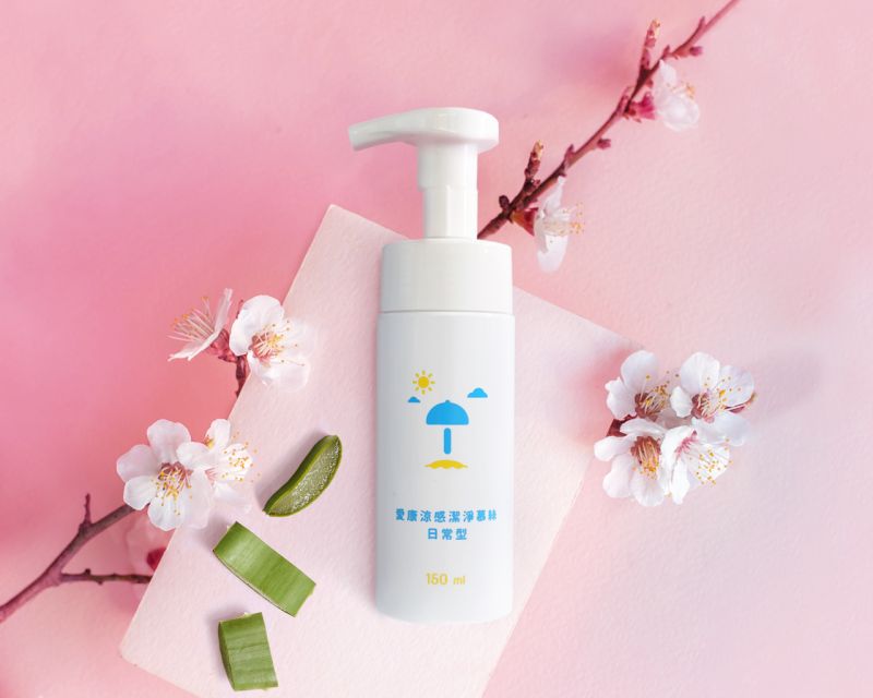 愛康衛生棉迎接母親節,官網全館下殺 72 折起,還有獨家滿額贈愛康涼感潔淨慕絲。 圖片來源:愛康衛生棉 愛康衛生棉迎接母親節,官網全館下殺 72 折起,還有獨家滿額贈愛康涼感潔淨慕絲。 圖片來源:愛康衛生棉