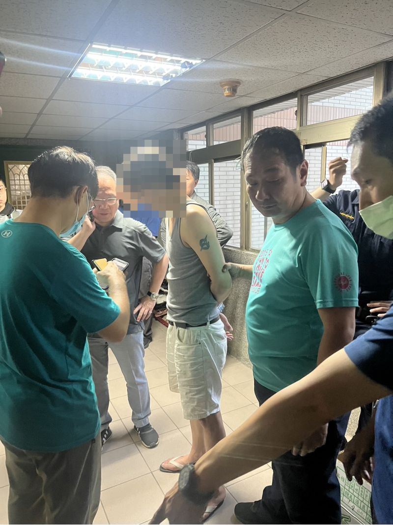 鳳山區鎮北里長趙志成具有警察退休及鳳山區里長聯誼會長身份 被毆案雖迅速破案卻反成「羅生門」案難度悠悠之口  圖片來源：記者