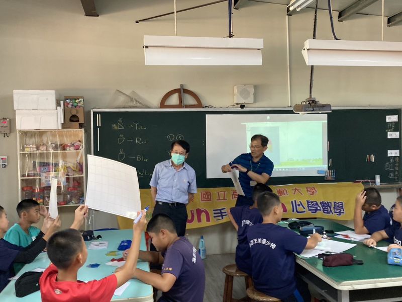 串連高師大專業資源  林岱樺推動國小數學創意教學  圖片來源：記者