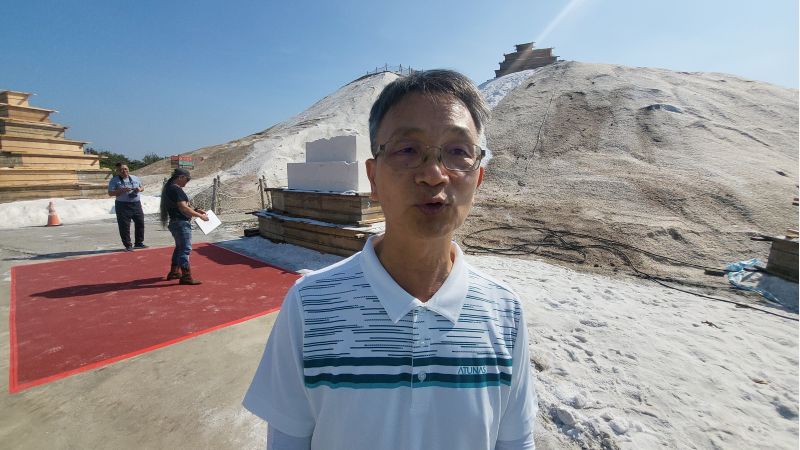 2023一見雙雕藝術季 鹽雕正式開雕 全部作品戶外展出、 首次挑戰高難度大型鹽雕！雲嘉南濱海國家風景區管理處管理處長許宗民  圖片來源：記者林清雲