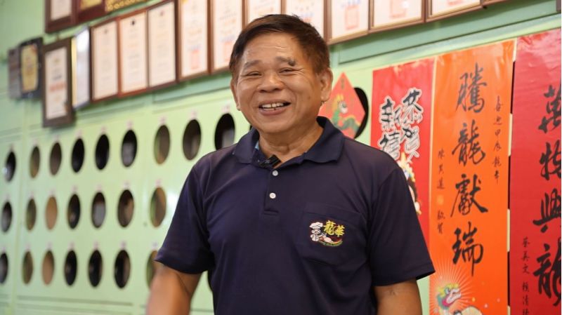 擴大納入優惠券合作的龍華市場自治會李會長表示，這次加入「加食延暢」的行列後，許多攤商馬上就收到優惠券，讓更多外地遊客認識龍華市場。