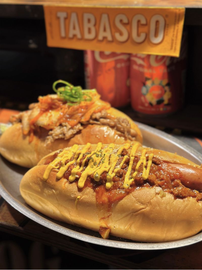 胖奇熱狗堡推出胖奇特製燒肉堡、逸之牛炸牛排·焼肉專売推出鳳牛九天 火牛萬里、饗賓餐旅事業股份有限公司推出的饗泰多-香茅鹹酥二頭雞。