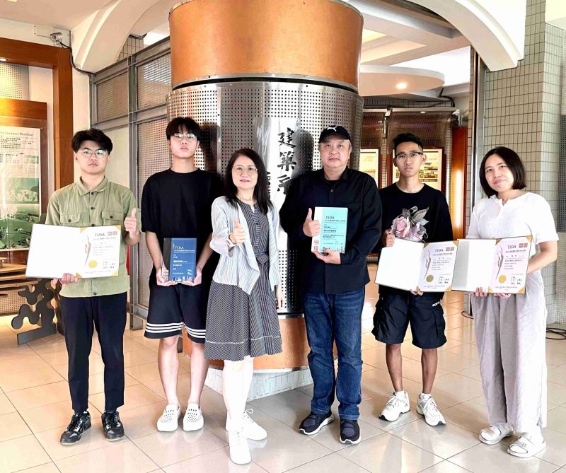 正修建築獲鈦美獎獲最佳教育培訓機構        數位奪放視大賞行動遊戲銀賞  圖片來源：記者