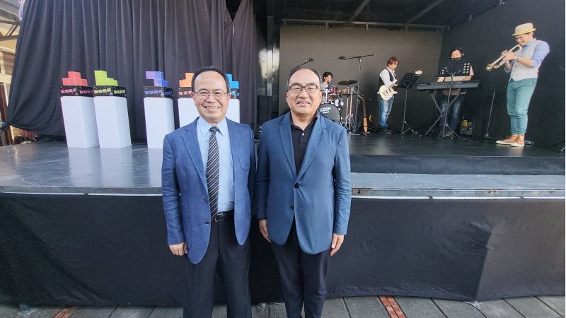數發部數位產業署長呂正華(右)、南臺科大代理校長周德光(左) 圖片來源:記者林清雲 數發部數位產業署長呂正華(右)、南臺科大代理校長周德光(左) 圖片來源:記者林清雲