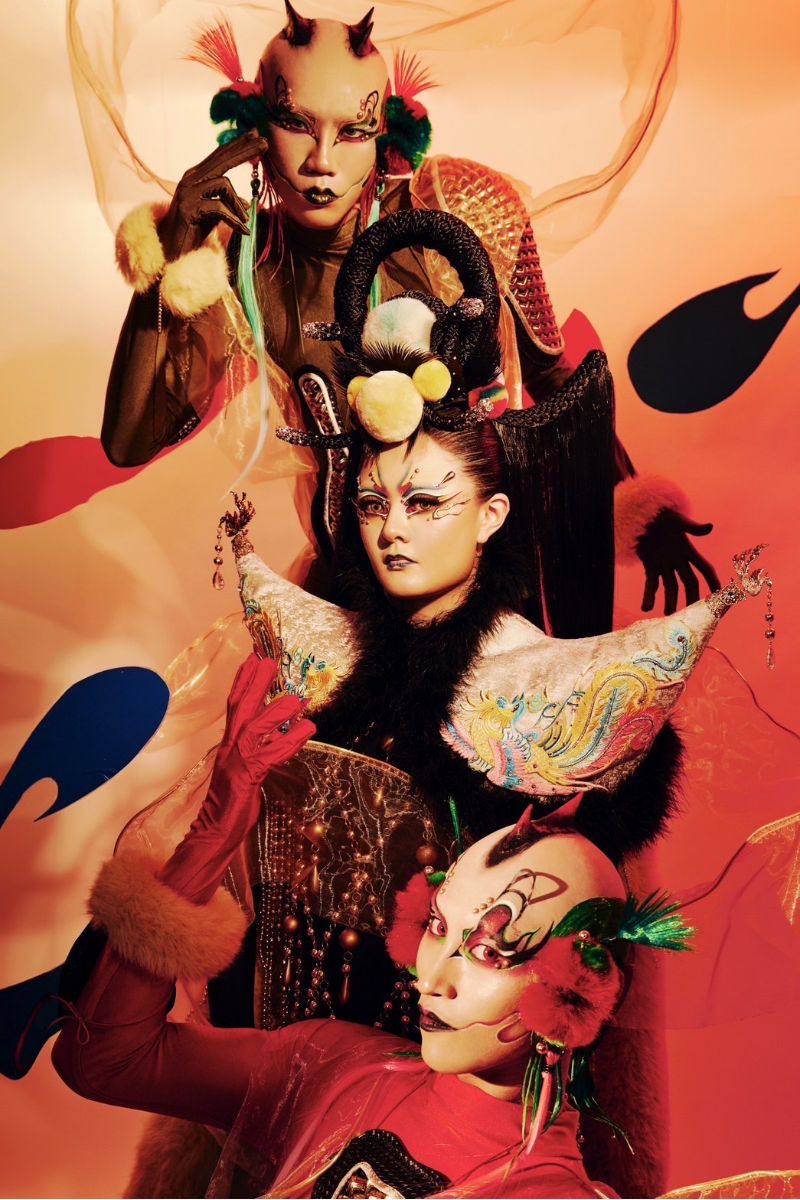 正修妝彩系「卜」畢業展演 七大主題呈現華麗視覺效果 圖片來源:記者 正修妝彩系「卜」畢業展演 七大主題呈現華麗視覺效果 圖片來源:記者