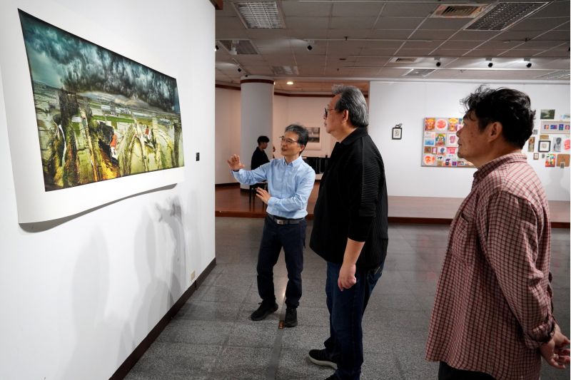 正修「ATELIER 66」四人聯展藝術家集體夢想實 圖片來源:記者 正修「ATELIER 66」四人聯展藝術家集體夢想實 圖片來源:記者