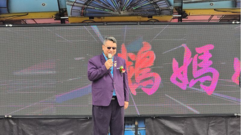 雲林古坑鵝媽媽童驛站鵝爸爸 陳宏杰董事長致詞 圖片來源:記者 林清雲 攝 雲林古坑鵝媽媽童驛站鵝爸爸 陳宏杰董事長致詞 圖片來源:記者 林清雲 攝