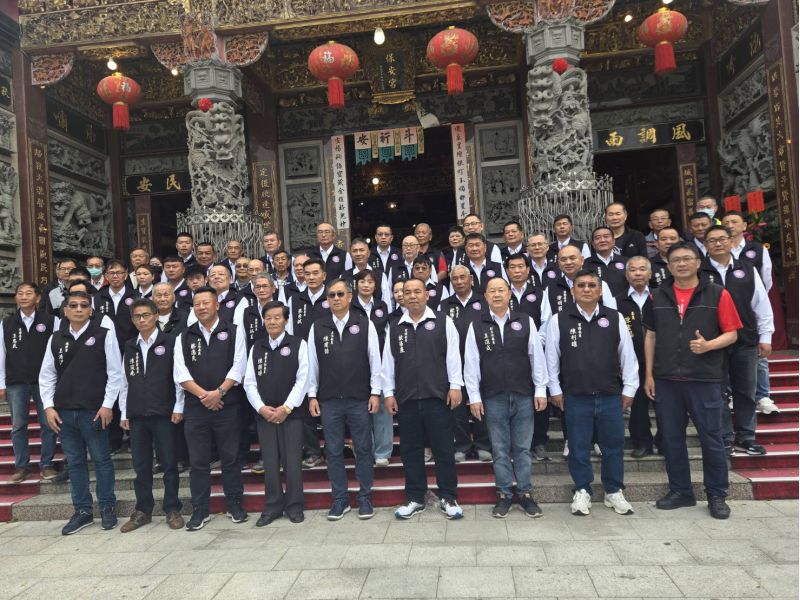 台南市安定區保安宮管理委員會合影