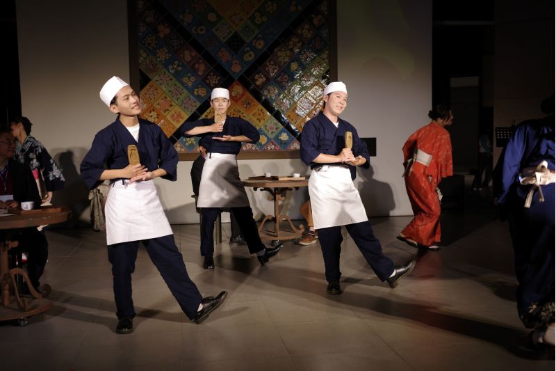 南大藝術季開幕式戲劇、音樂、視設系一同完成演出.j 南大藝術季開幕式戲劇、音樂、視設系一同完成演出.j