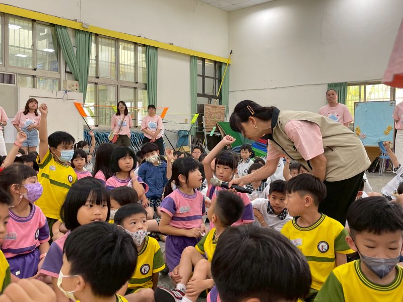 進行有獎徵答強化腸病毒防治知識