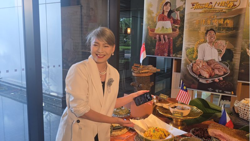 大員皇冠假日酒店總經理溫嘉儀推薦六國名菜 圖片來源:記者 林 清 雲 攝 大員皇冠假日酒店總經理溫嘉儀推薦六國名菜 圖片來源:記者 林 清 雲 攝