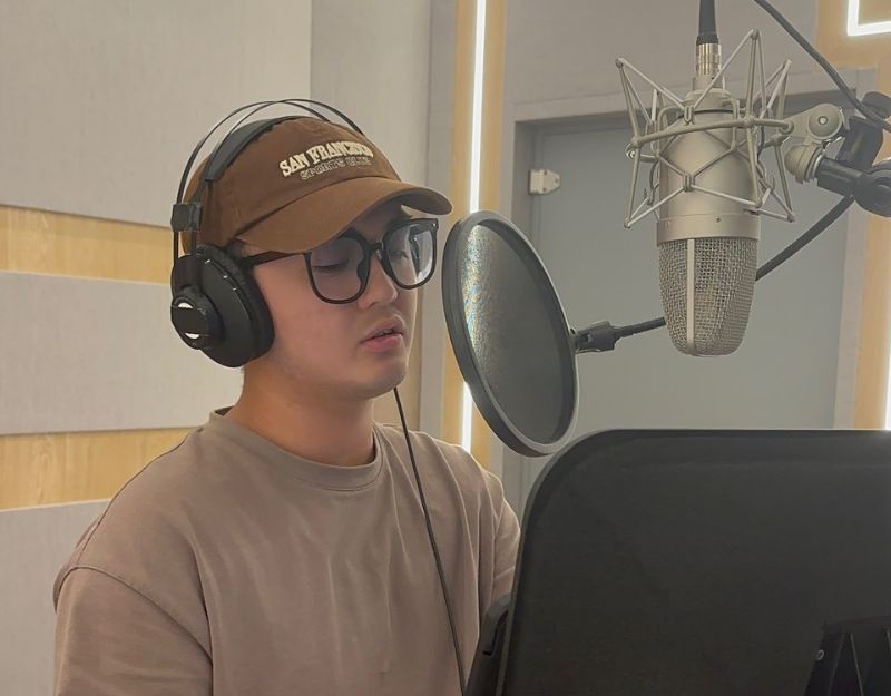 大三期間，張志豪參與系上許明淳老師指導的《力量與勇氣》紀錄片，獲浙江傳媒影展一等獎。  圖片來源：玄奘大學