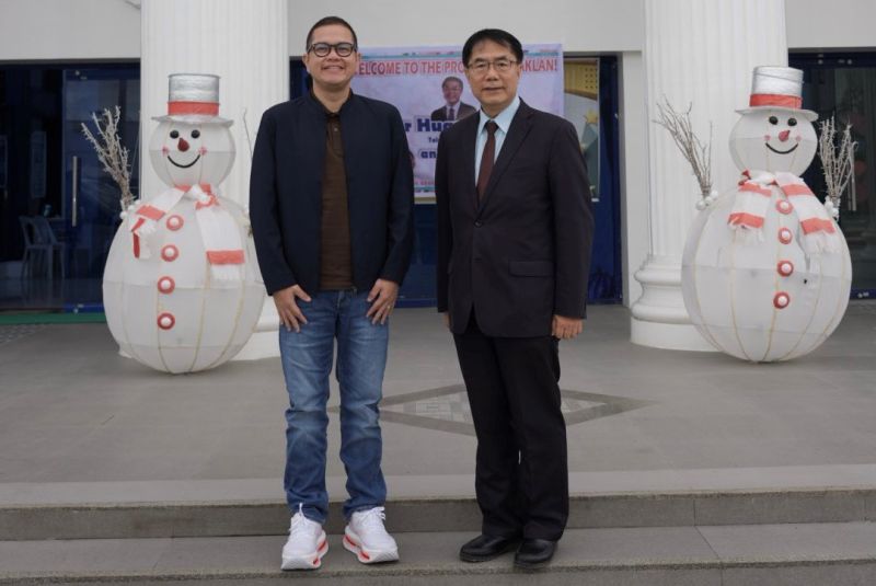 黃偉哲市長首次訪菲拜會阿克蘭省米拉弗洛斯省長