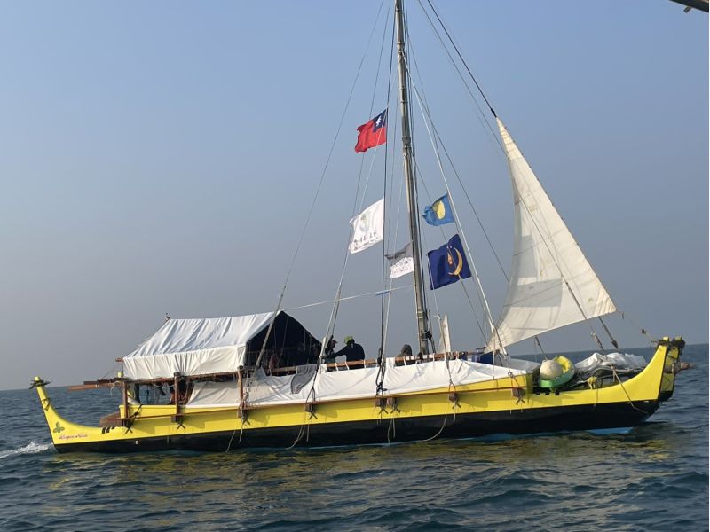 圖3：迎接來自帛琉的無私分享號駛入高雄港