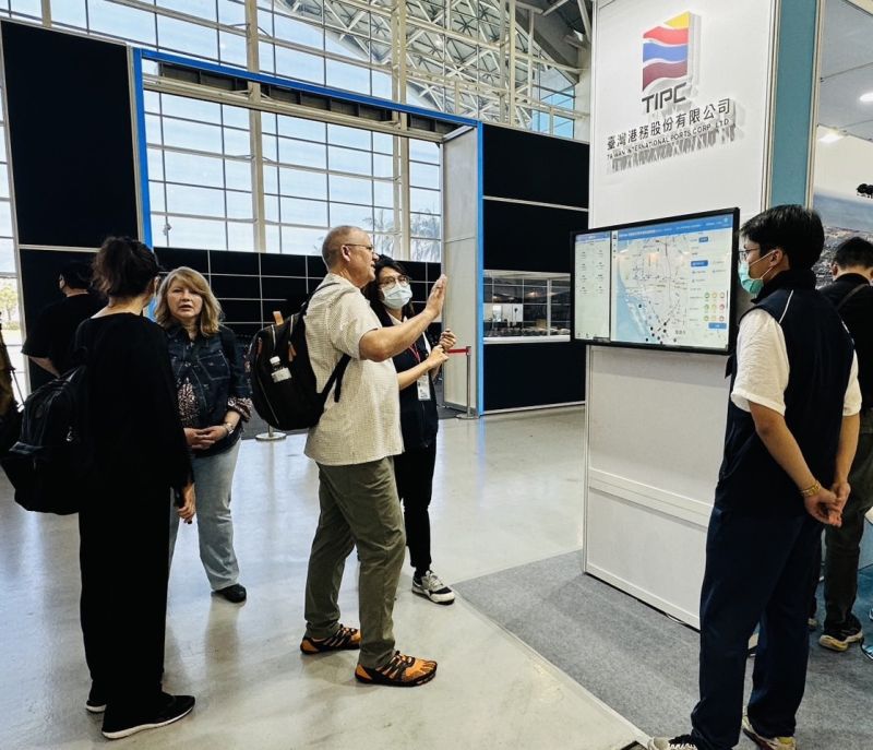 港務公司展場呈現「跨國交流，友誼綻放」，大受好評。