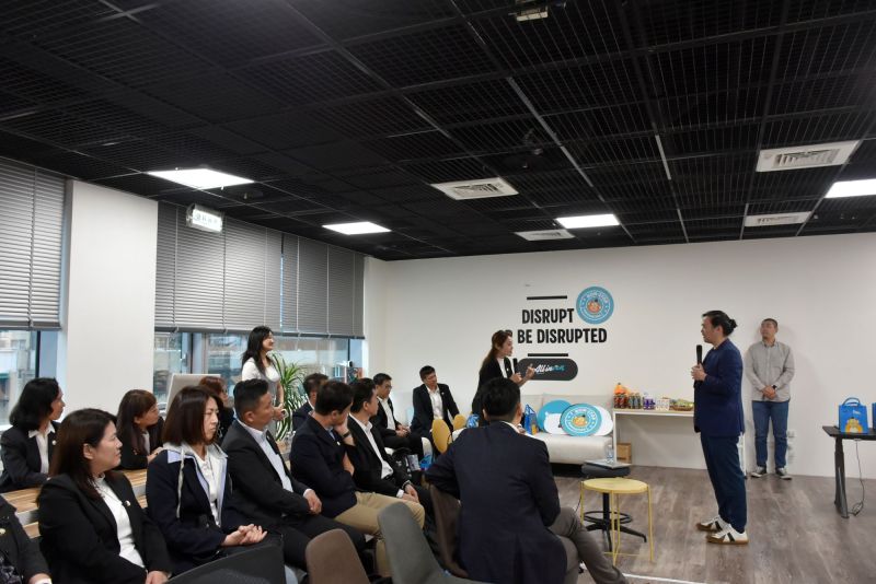 南大EMBA走進應援科技,與企業團隊進行深度交流,從實務對話中理解金融科技發展,拓展跨域應用視野。 南大EMBA走進應援科技,與企業團隊進行深度交流,從實務對話中理解金融科技發展,拓展跨域應用視野。