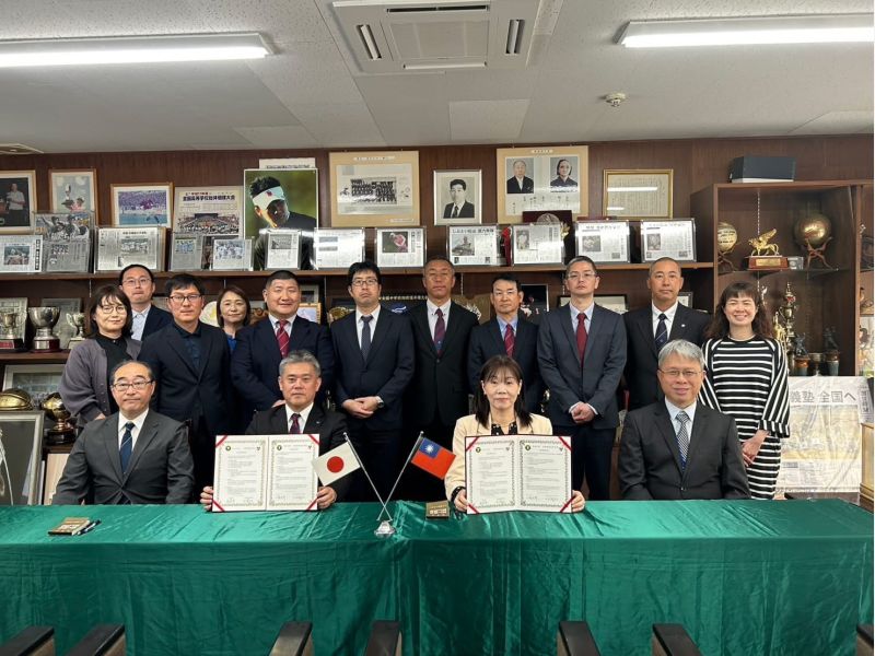 玄奘大學與日本明德義塾高校簽署高大交流合作協議(MOU) 玄奘大學與日本明德義塾高校簽署高大交流合作協議(MOU)